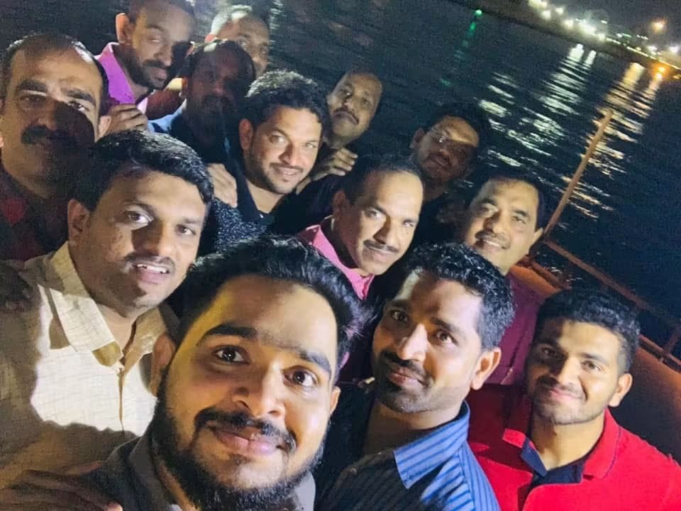 Brothers Group Moment 8